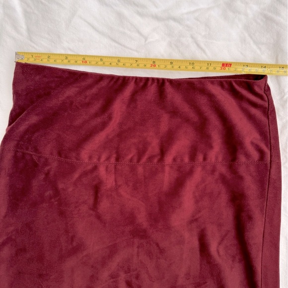 STUDI BY JPR | PETITE | LONG SUEDE SKIRT | CUTOUT DESIGN | BURGUNDY | P SMALL - Picture 6 of 8